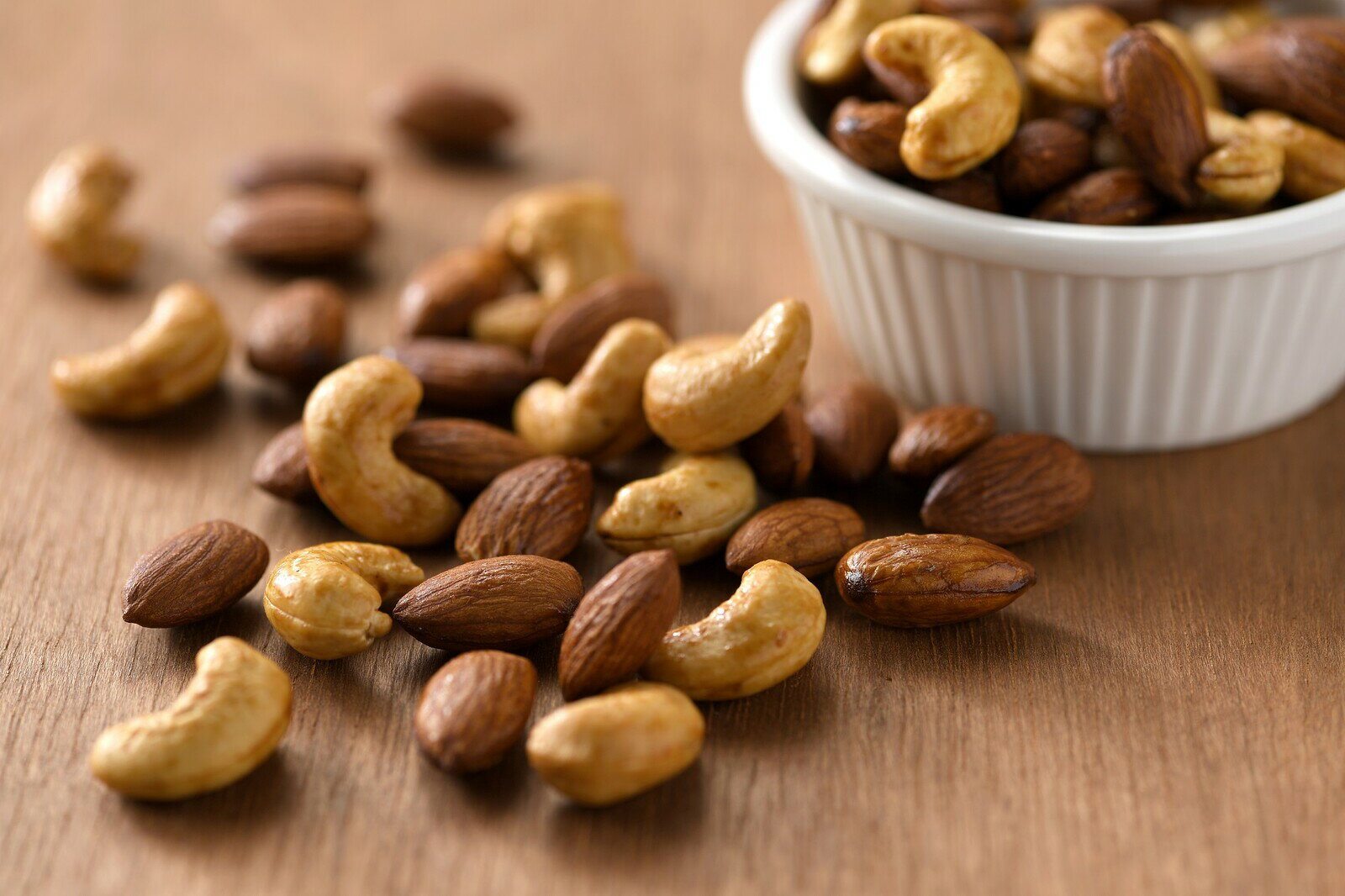 泉屋製菓 ミックスナッツ 10袋×12入