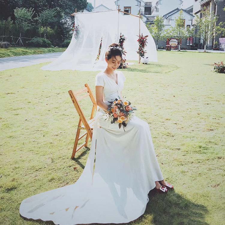 パーティードレス ナチュラルウェディング スレンダードレス 上品 司会 リボン 春婚 リゾート ハワイ 講演 海外 演奏会 花嫁 二次会 大人婚 舞台 お嫁さん 海外挙式