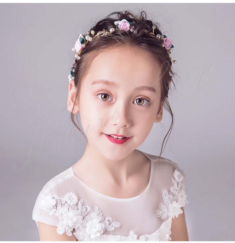 【送料無料】髪飾り子供ヘアアクセサリーキッズピアノ発表会花パールティアラ子供髪飾りアクセサリーカチューシャウエディング七五三結婚式発表会卒業式入園式入学式パーティーコンクールヘッドドレス