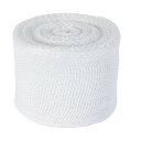 Single 2" x 15 yard rolls of cotton/nylon blend gauze that comfortably molds to the contours of your hand for secure coverage. Individually wrapped for easy transportation, they won't unroll in your gym bag. Meets USA Boxing and Golden Gloves specifications. ※サイズ：約5cm×13.65m ※外装にやや汚れがあります。 ※サービス品のため返品・交換はできません。在庫処分！ボクシングガーゼ！