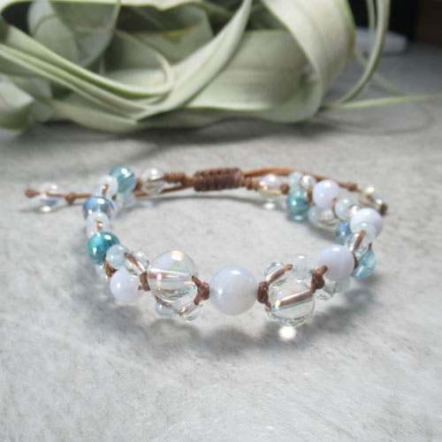 天然石 パワーストーン ブレスレット アクセサリー サイズ調整無料 誕生石 編み 3月誕生石 アクアマリン 幸福をもたらす石 パワーストーン アクセサリー 守護石 厄払い 厄年 厄除け お守り 女性 男性 贈り物 記念日 2月 誕生日 縁起物 バレンタイン プレゼント