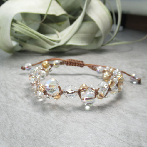 天然石 パワーストーン ブレスレット アクセサリー サイズ調整無料 誕生石 編み 4月誕生石 クリスタル あらゆる幸福を呼ぶ石 パワーストーン アクセサリー 守護石 厄払い 厄年 厄除け お守り 女性 男性 贈り物 記念日 2月 誕生日 縁起物 バレンタイン プレゼント