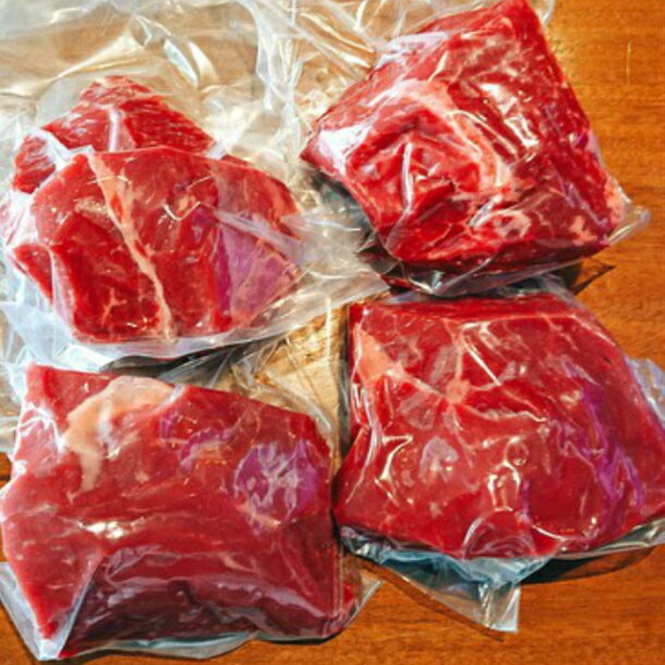 低糖質 赤身肉！牧草牛　ランプ肉250gカット×4個1kg グラスフェッドビーフ　オメガ3脂肪酸　アミノ酸　糖質制限　腸活　成長ホルモン不使用