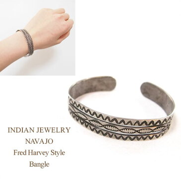 インディアンジュエリー ナバホ フレッドハービー スタンプワーク バングルINDIAN JEWELRY Bangle