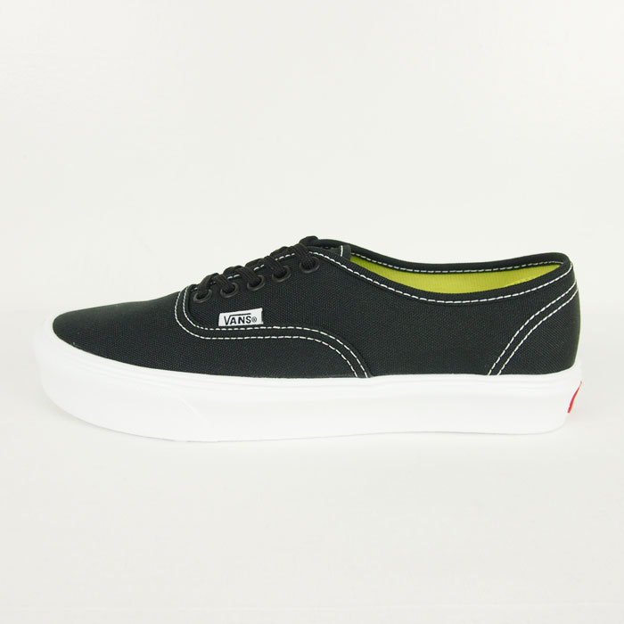 バンズ レディースサイズ オーセンティック スニーカー/ブラックVANS LXVI ULTRACUSH Authentic Lite Black/True White