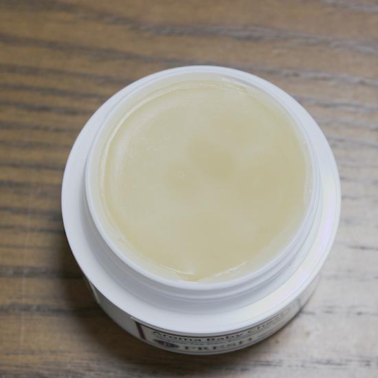 フレッシュ アロマベビー チェストラブ 50g FRESH ベビー＆マザーシリーズ 花粉症 鼻づまり 植物由来 無添加 アロマ オーガニック ナチュラル クリーム シアバター ティートリー ラベンダー ユーカリ 赤ちゃん 敏感肌 ミツロウ 筋肉緩和 浸透性 風邪 鎮静 抗炎症 nc-bar-10000210 ナチュラルコスメティクスバー サンプル画像3