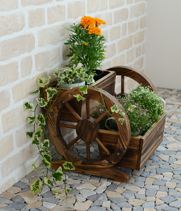 激安！車輪の形をしたおしゃれなプランター 天然木製でアンティーク風、玄関やお庭などのアクセント...