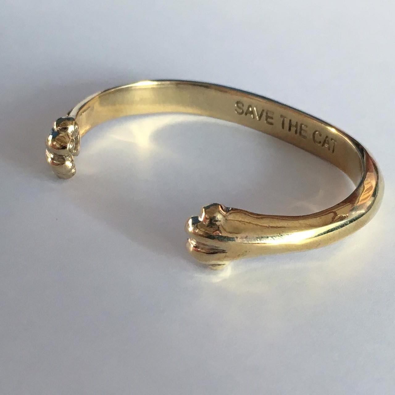 SAVE THE CAT 真鍮 肉球ぎゅっとバングル 【kura】