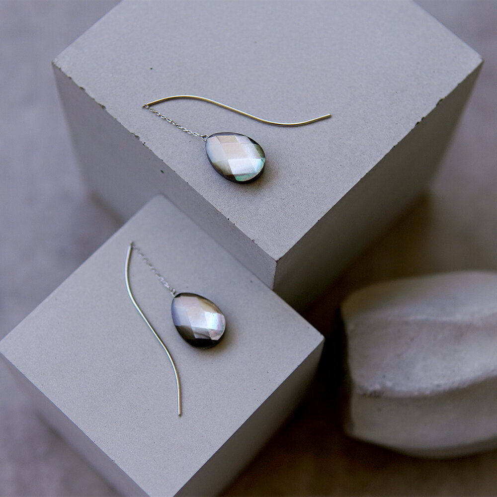 ピアス 金属アレルギー対応 セカンドピアス ファーストピアス レディース 誕生日 プレゼント ステンレス316L アメリカン ピアス あずき チェーン 天然石 蝶貝[両耳用]