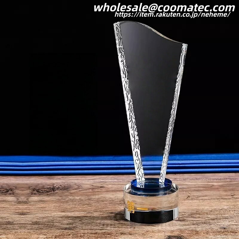 クリスタルトロフィー ゴルフ ボール クラブ 打ち ホール 穴 入れ 打数 競う 球技 若い 世代 人気 スポ..