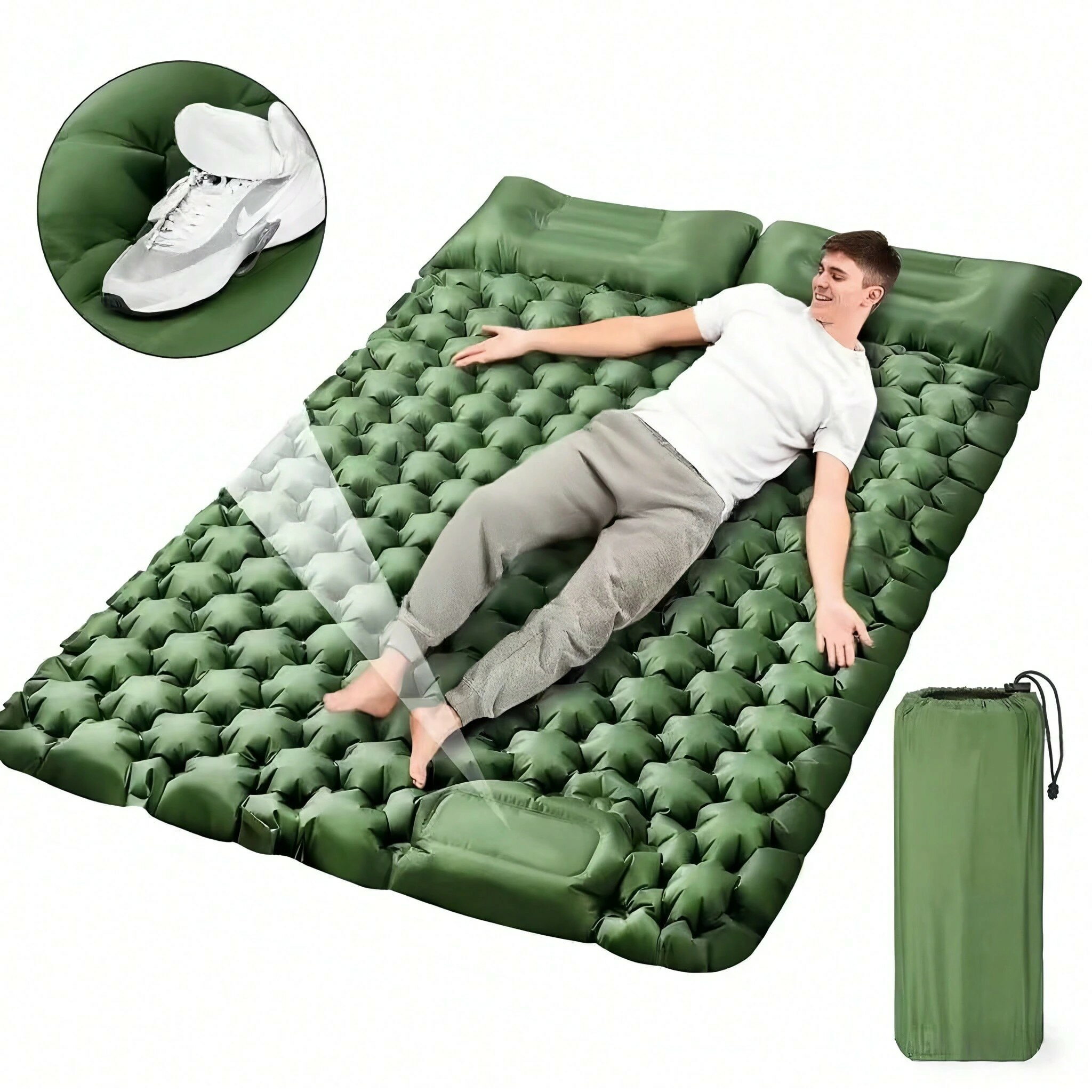 フルサイズ ダブル インフレータブル キャンピングマットセット。枕が一体化しており、重量わずか2.9ポ..