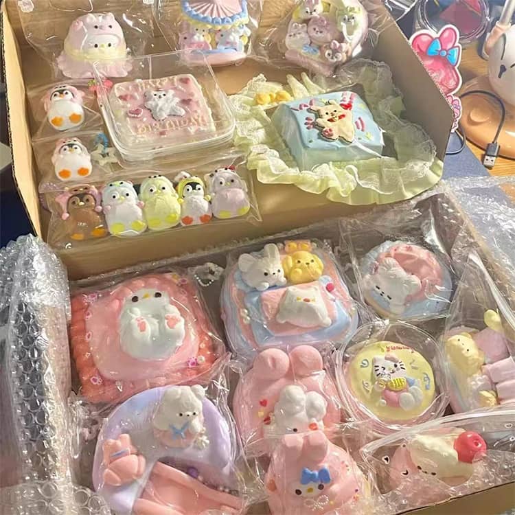 おもちゃ 福袋 6点セット/7点セットスクイーズ 低反発 プレゼント かわいい 中サイ...