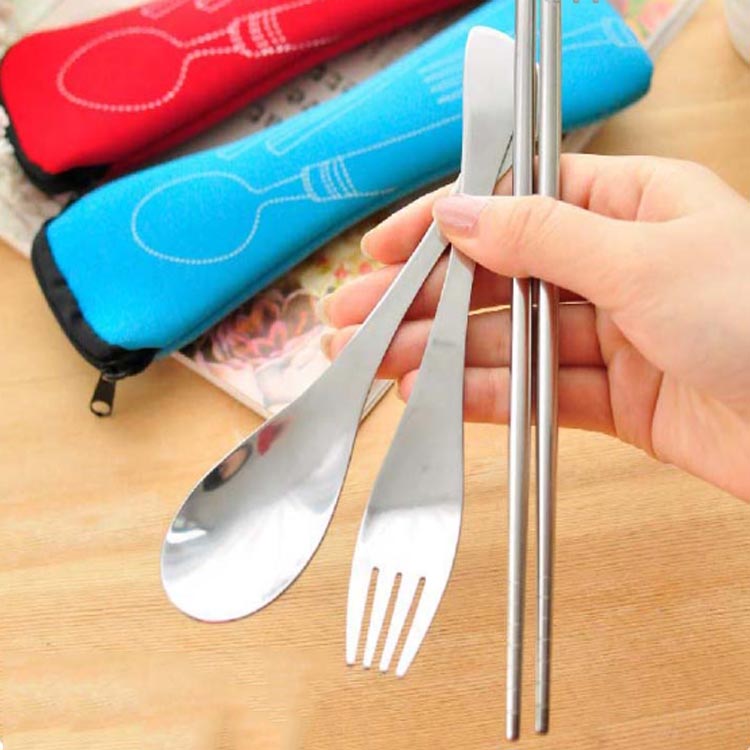 3点入り 携帯食事ツール 箸 スプーン フォーク ステンレス 弁当 ピクニック カトラリー トリオ スリム 通勤 通学 外出 コンパクト プレゼント 誕生日 食器 外食 収納ケース付き