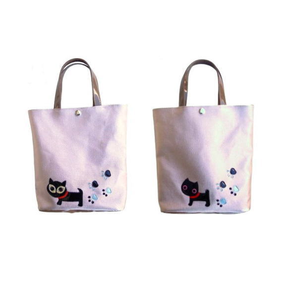 お出かけ猫 黒猫 猫 トートバッグ 合成皮革 猫 トートバッグ 猫グッズ プレゼント 雑貨 猫好き 誕生日 女性