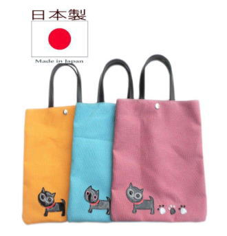 黒猫のお散歩 猫柄 トートバッグ a4 レッスンバッグ 大人|サブバッグ キャンバス バック 猫グッズ 雑貨 好き プレゼント おもしろ ピンク/ブルー/イエロー|のサムネイル