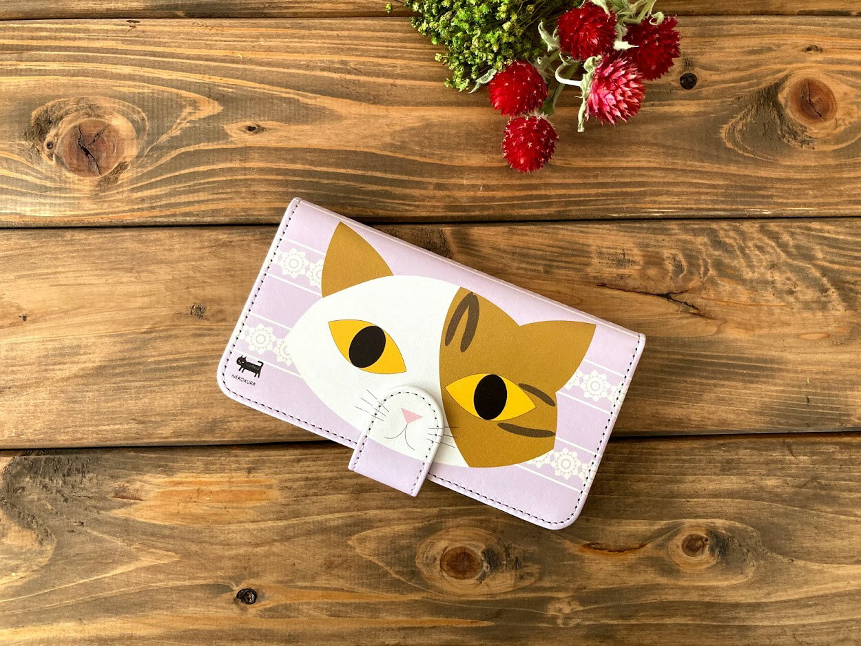 スマホケース　猫　汎用型　ほぼ全機種対応　Mサイズ　手帳型　iPhoneケース　ネコ　ねこ　【 温厚な茶白猫 】　【Mサイズ】（iPhone6・7・8、iPhoneSE2020など）　茶白　ちゃしろ