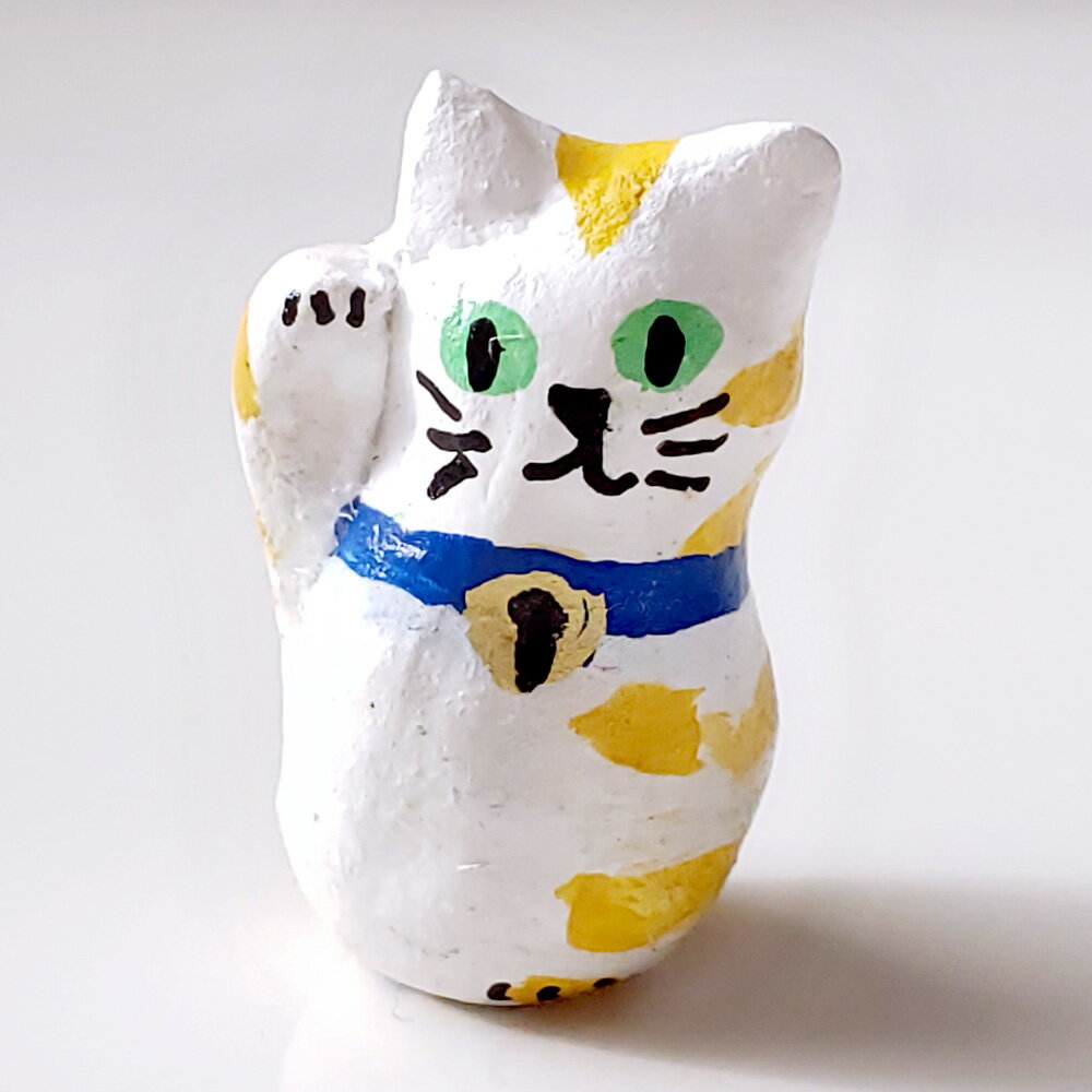 ちいさな招き猫「タンポポ」 【楽ギフ_包装】金運/人気運/ギフト/プレゼント/幸運/ラッキー/縁起物/招福/開運/チャーム/母の日/父の日/敬老の日/誕生日/お...