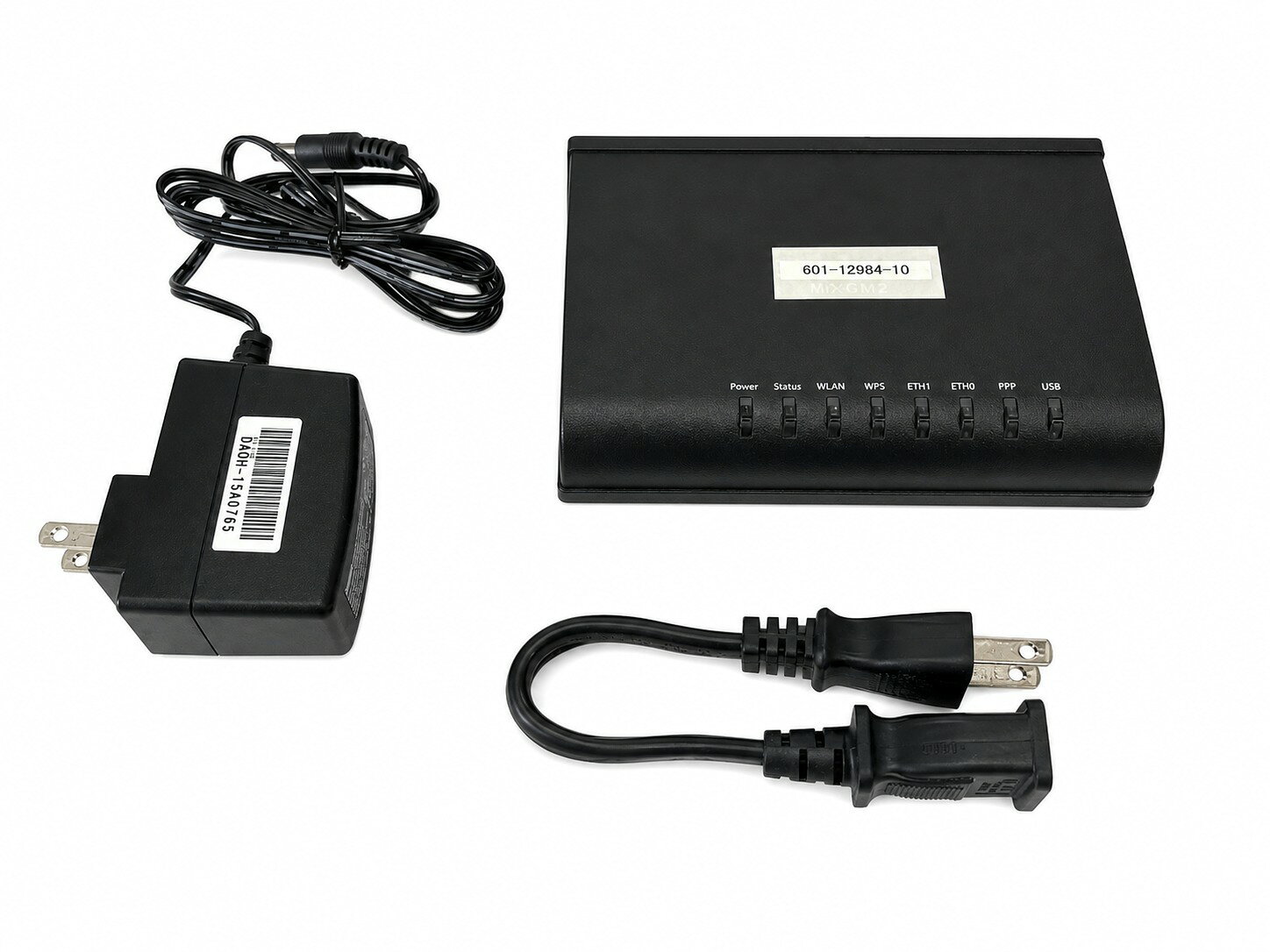 【型番一致の保守・交換向け】Micro MR-GM2の電子・業務機器関連部品です。型番・ラベル表記が一致する場合の保守・交換候補としてご検討ください。【確認済み表記】MR-GM2※型番・仕様・付属範囲は掲載写真とラベル表記を優先します。【ご購入前にご確認ください】対応機器、接続方式、電源・端子、世代・リビジョン、付属範囲を掲載写真とお手元の機器で必ず照合してください。 Micro Research MR-GM2 ルーター #601-12984-10-UD ROUTER MR-GM2 PRDA ACアダプター付 中古品 動作未確認 株式会社マイクロリサーチのMR-GM2ルーターです。 外箱ラベルは「#601-12984-10-UD」「ROUTER MR-GM2 PRDA」です。 本体底面ラベルには「型番: MR-GM2」「電源: 12V 1A（DCアダプター）」「株式会社マイクロリサーチ」の表示があります。 背面にはUSB、ETH0、ETH1、12V電源端子、MAIN/AUXアンテナ端子があり、前面側にPower、Status、WLAN、WPS、ETH1、ETH0、PPP、USBの表示があります。 用途 既存設備や業務機器のネットワーク接続、同型機器の保守・交換、予備機、設定済み機器の入れ替え用にご利用ください。 使用には機器側の設定、通信環境、配線、必要な周辺機器の確認が必要です。 管理番号CPR-016 メーカー株式会社マイクロリサーチ 型番MR-GM2 外箱表示#601-12984-10-UD / ROUTER MR-GM2 PRDA 電源表示12V 1A（DCアダプター） 状態中古品です、通電・動作確認は行っておりません。 付属品本体、ACアダプター、短い電源ケーブル、外箱 付属品について 販売対象は写真に写っている本体、ACアダプター、短い電源ケーブル、外箱です。 アンテナ、LANケーブル、取扱説明書、設定情報、その他周辺部品は付属しません。 ご注意 通電・動作確認は行っておりません。通信、設定、初期化、各端子、ACアダプターの動作保証はありません。 対応環境、設定方法、通信契約、配線、適合可否はご購入者様側で写真と型番からご確認ください。 使用に伴うキズ、汚れ、くすみ、ラベル跡、外箱の傷みがあります。Micro Research MR-GM2 ルーター #601-12984-10-UD ROUTER MR-GM2 PRDA ACアダプター付 中古品 動作未確認 株式会社マイクロリサーチのMR-GM2ルーターです。 外箱ラベルは「#601-12984-10-UD」「ROUTER MR-GM2 PRDA」です。 本体底面ラベルには「型番: MR-GM2」「電源: 12V 1A（DCアダプター）」「株式会社マイクロリサーチ」の表示があります。 背面にはUSB、ETH0、ETH1、12V電源端子、MAIN/AUXアンテナ端子があり、前面側にPower、Status、WLAN、WPS、ETH1、ETH0、PPP、USBの表示があります。 用途 既存設備や業務機器のネットワーク接続、同型機器の保守・交換、予備機、設定済み機器の入れ替え用にご利用ください。 使用には機器側の設定、通信環境、配線、必要な周辺機器の確認が必要です。 管理番号CPR-016 メーカー株式会社マイクロリサーチ 型番MR-GM2 外箱表示#601-12984-10-UD / ROUTER MR-GM2 PRDA 電源表示12V 1A（DCアダプター） 状態中古品です、通電・動作確認は行っておりません。 付属品本体、ACアダプター、短い電源ケーブル、外箱 付属品について 販売対象は写真に写っている本体、ACアダプター、短い電源ケーブル、外箱です。 アンテナ、LANケーブル、取扱説明書、設定情報、その他周辺部品は付属しません。 ご注意 通電・動作確認は行っておりません。通信、設定、初期化、各端子、ACアダプターの動作保証はありません。 対応環境、設定方法、通信契約、配線、適合可否はご購入者様側で写真と型番からご確認ください。 使用に伴うキズ、汚れ、くすみ、ラベル跡、外箱の傷みがあります。