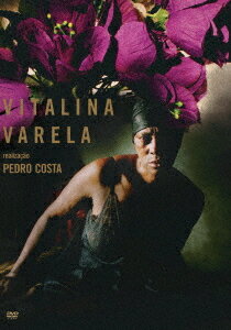 ご注文前に必ずご確認ください＜商品説明＞——ひとり、カーボ・ヴェルデからリスボンにやってきたヴィタリナ。彼女は出稼ぎに行った夫がいつか自分を呼び寄せてくれると信じて待ち続けていた。しかし、夫は数日前に亡くなり、すでに埋葬されていた。ヴィタリナは亡き夫の痕跡を探すかのように、移民たちが暮らす街にある、夫が住んだ部屋に留まる決意をする。そして、その部屋の暗がりで自らの波乱に満ちた人生を語り始める─。＜収録内容＞ヴィタリナ＜アーティスト／キャスト＞ペドロ・コスタ(演奏者)　ヴェントゥーラ(演奏者)　マヌエル・タヴァレス・アルメイダ(演奏者)　ヴィタリナ・ヴァレラ(演奏者)　マリナ・アルヴェス・ドミンゲス(演奏者)　ニルサ・フォルテス(演奏者)　フランシスコ・ブリト(演奏者)＜商品詳細＞商品番号：KKDS-1010Movie / Vitalina Varelaメディア：DVD収録時間：130分リージョン：2カラー：カラー字幕：日本語音声：なし Dolby Digital 発売日：2024/03/29JAN：4523215274722ヴィタリナ[DVD] / 洋画2024/03/29発売