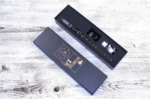 【ベルファイン】文豪ストレイドッグス ガラスペン 芥川龍之介【2025年12月発売】[グッズ]のサムネイル