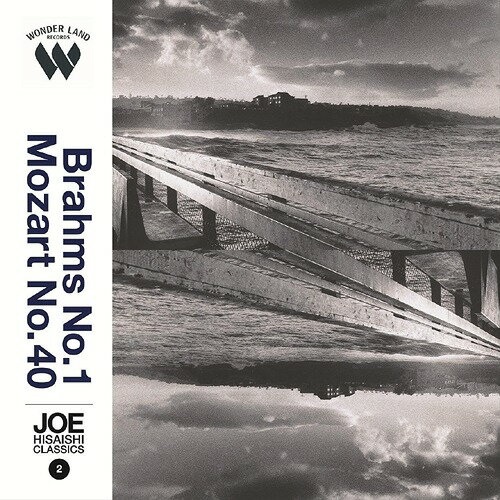 ご注文前に必ずご確認ください＜商品説明＞音楽家・久石譲が贈る珠玉のクラシック音楽「Joe Hisaishi Classics」シリーズ、第2弾! 久石譲がクラシック指揮者として演奏したオーケストラのコンサートをライヴ録音し、会場を感動をそのままにアルバム化。現代音楽の作曲家・久石譲ならでは視点で、クラシック音楽に挑んだ選りすぐりのクラシック名曲集。 録音: 2010年2月16日 Bunkamura オーチャードホール ライブ録音＜アーティスト／キャスト＞久石譲(演奏者)＜商品詳細＞商品番号：WRCT-2002Jo Hisaishi (conductor) The Tokyo Philharmonic Orchestra / Brahms Symphony No 1 Mozart Symphony No 40 : Joe Hisaishi / Tokyo Philharmonic (Joe Hisaishi Classics) (Title subject to change)メディア：CD発売日：2010/09/01JAN：4545822020028Joe Hisaishi Classic ブラームス交響曲第1番/モーツァルト交響曲第40番[CD] (仮) / 久石譲 (指揮)/東京フィルハーモニー交響楽団2010/09/01発売