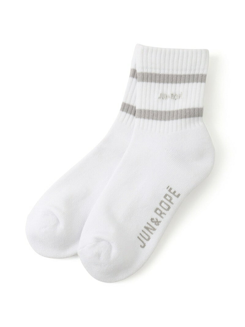 【予約商品について】 ※「先行予約販売中」「予約販売中」をご注文の際は予約商品についてをご確認ください。■重要なお知らせ※ 当店では、ギフト配送サービス及びラッピングサービスを行っておりません。ラッピング・ギフト配送について同時に複数の商品を注文された場合メーカー希望小売価格について置き配についてご利用ガイドJUN&ROPE’（ジュンアンドロペ）ライン使いミディ丈ソックスダブルライン使いがスポーティなミディ丈ソックス【デザイン】程よいトレンド感のある丈感が人気のショートソックス。ふくらはぎをきれいに見せてくれる長すぎない丈感にこだわったデザイン。ライン使いがスポーティでシンプルリッチな印象に。【素材】柔らかい肌触りで軽く、動きやすさもバツグンな素材感。足底はパイル仕様でクッション性にも優れています。ドライで爽やかな風合いが特徴の「dralon(ドラロン)」を使用。抗菌防臭機能素材でプレーを快適サポート。※実際の商品はお客様のお使いの端末や閲覧環境により、写真と実物の色味や質感が多少異なって見える場合がございます。予めご了承ください。※画像の商品はサンプルです。実際の商品とは仕様・加工・サイズ・素材が若干異なる場合がございます。JUN&ROPE’(ジュンアンドロペ)2つのゴルフコース「ジュンクラシックカントリークラブ」「ロペ倶楽部」を有するJUNがお届けするゴルフウェアブランド。型番：ERR15000-07-099 NM6337【採寸】F／高さ12.5商品のサイズについて【商品詳細】グレー（07）：日本製｜ネイビー（40）：日本製｜ピンク（63）：日本製素材：グレー（07）：綿 アクリル ポリエステル ポリウレタン ナイロン｜ネイビー（40）：綿 アクリル ポリエステル ポリウレタン ナイロン｜ピンク（63）：綿 アクリル ポリエステル ポリウレタン ナイロンサイズ：F※画面上と実物では多少色具合が異なって見える場合もございます。ご了承ください。商品のカラーについて