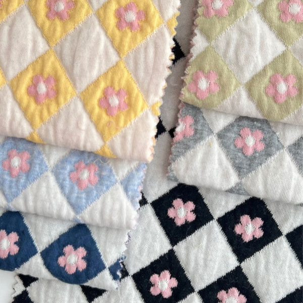 楽天Tyvek 滑り止め特殊生地のNESSHOME（ ニット生地 ） ダイヤモンドブロッサムジャカードニット 生地 │大幅125cm 6color【 商用利用可 】【お取り寄せ色有】