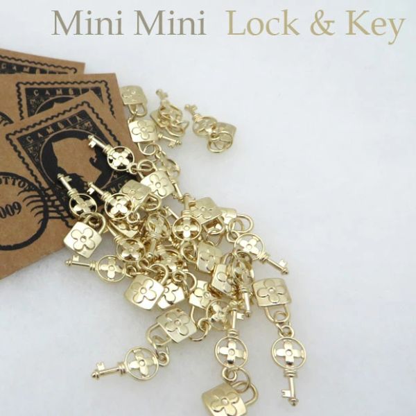 ( `[ )Mini Mini Lock & Keyy pp z