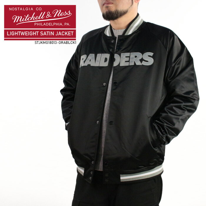 ミッチェル＆ネス スタジャン バーシティジャケット MITCHELL NESS LIGHTWEIGHT SATIN JACKET OAKLAND RAIDERS STJKMG18013-ORABLCK1 ライトウェイトサテンジャケット オークランドレイダース アワードジャケット レターマンジャケット大きいサイズ メンズ 男性