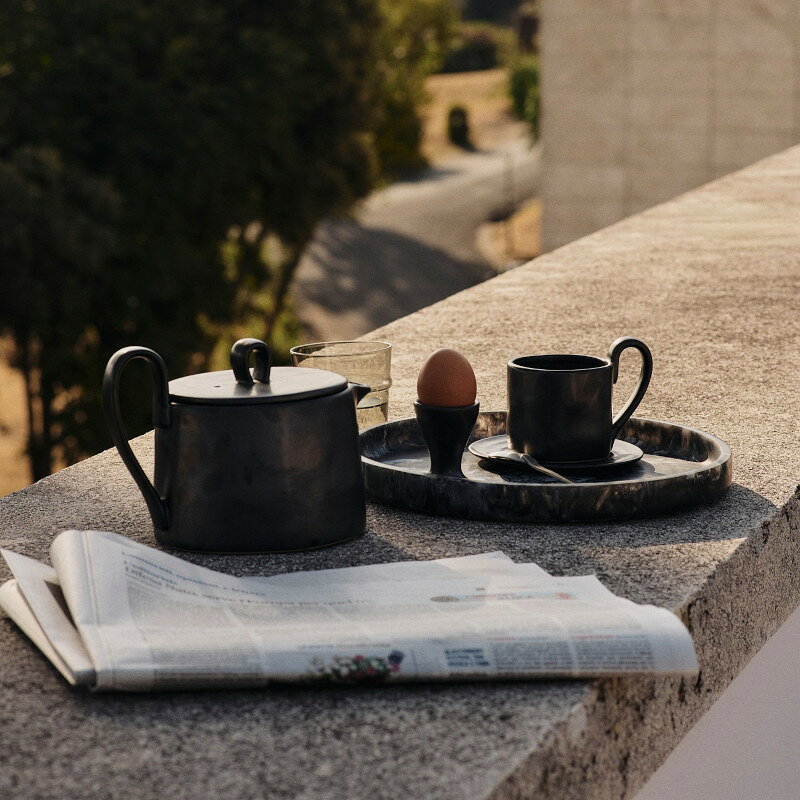 【 φ20 在庫あります】Ferm Living Mist ラウンド トレー φ20cm / 30cm チャコール 丸型 円形 トレイ お盆 ミスト ディスプレイ ブラック 黒 大理石 おしゃれ ファームリビング 北欧 デンマーク 日本正規販売店品 [3]