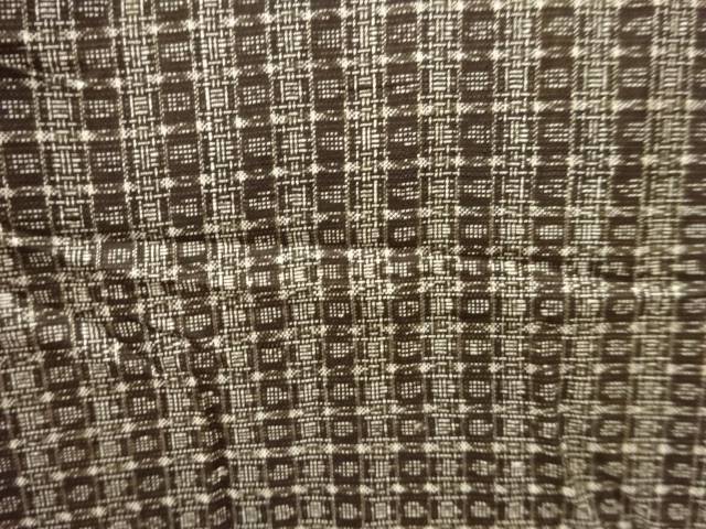 縞模様織り出し本場泥大島紬単衣着物【アンティーク】【中古】【着】