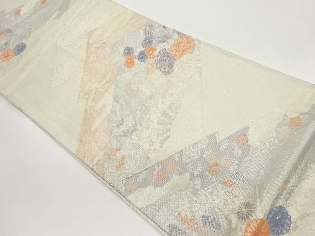 佐賀錦松皮菱に花々・鶴・古典柄模様織出し袋帯【中古】【着】