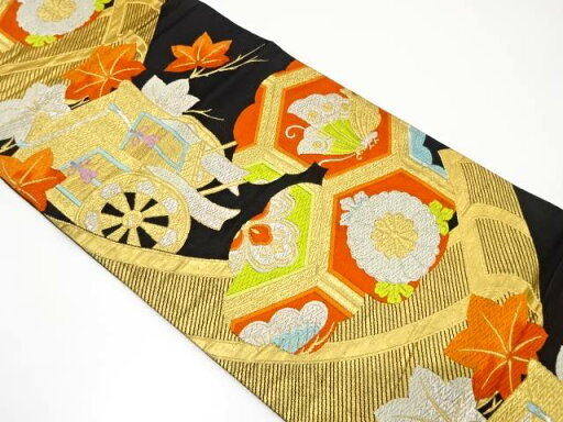 御簾に御所車・花・蝶模様織り出し袋帯(着用可)【アンティーク】【中古】【着】 御簾に御所車・花・蝶模様織り出し袋帯(着用可)【アンティーク】【中古】【着】