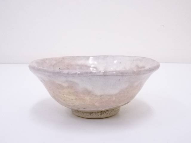 光顕造　萩釉茶碗【道】