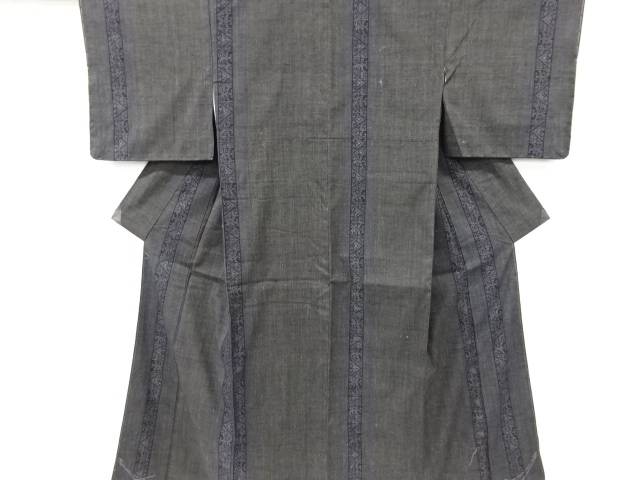 未使用品 重要無形文化財本場結城紬100亀甲縞に更紗模様織り出し着物【着】