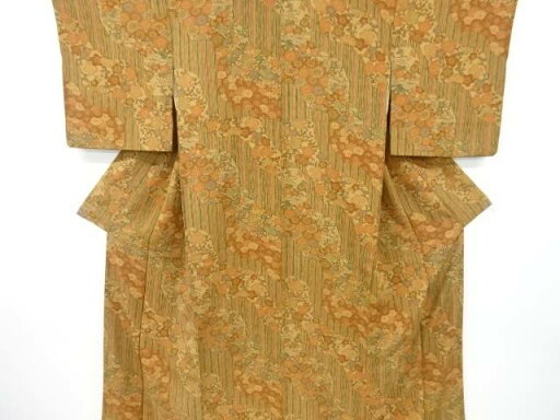 道長取りに菊梅模様小紋着物【中古】【着】 道長取りに菊梅模様小紋着物【中古】【着】