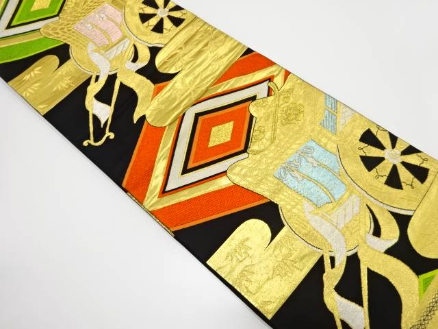 御所車にヱ霞・重ね菱模様織り出し袋帯(着用可)【アンティーク】【中古】【着】