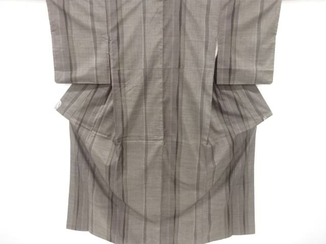 よろけ縞模様織り出し本場泥大島紬着物(5マルキ)【中古】【着】