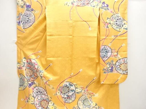 源氏車に花蝶・古典柄模様振袖【中古】【着】 源氏車に花蝶・古典柄模様振袖【中古】【着】
