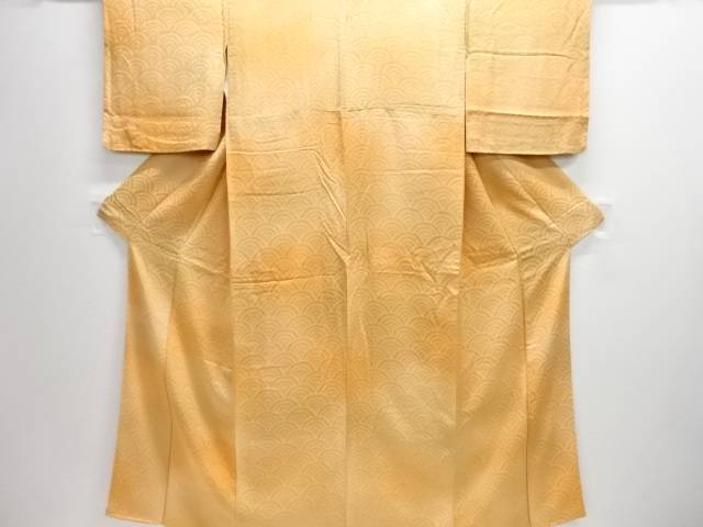 青海波模様織出し暈し付け下げ色無地着物【中古】【着】