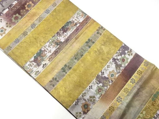 引き箔横段に花唐草模様織り出し袋帯【中古】【着】 引き箔横段に花唐草模様織り出し袋帯【中古】【着】