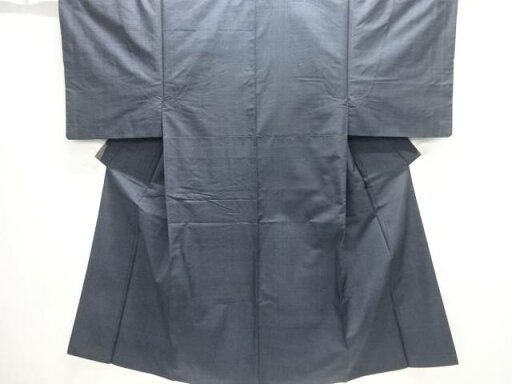 本場泥大島紬100亀甲男物着物アンサンブル【中古】【着】【Pnt】 本場泥大島紬100亀甲男物着物アンサンブル【中古】【着】【Pnt】