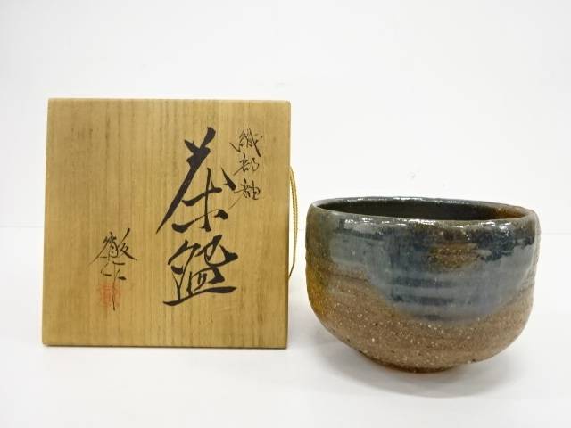 作家物織部釉茶碗