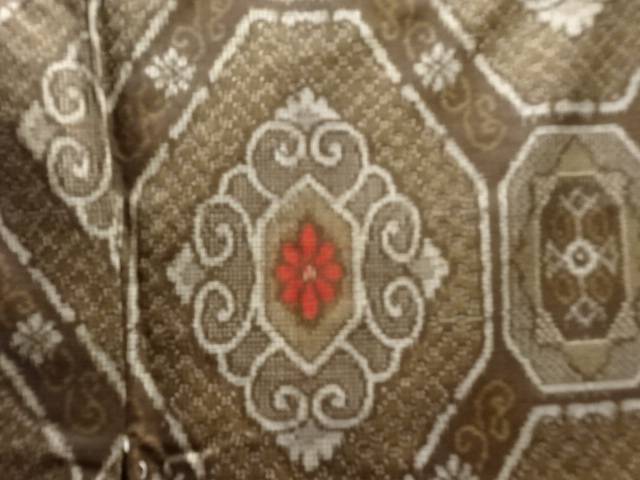 Kimono - 菱華紋織り出し本場村山泥大島紬着物【アンティーク】【中古】【着】【紬】