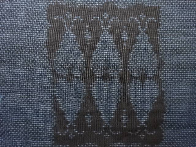 Full-Length Under-Kimono - 更紗本場泥大島紬着物（5マルキ）【アンティーク】【中古】【着】【紬】