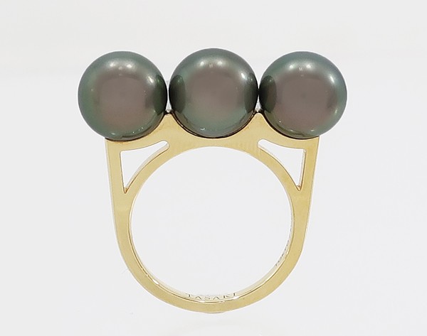 【中古】　【TASAKI　田崎真珠】　K18YG バランス エラ ブラック パール リング　リングのサムネイル