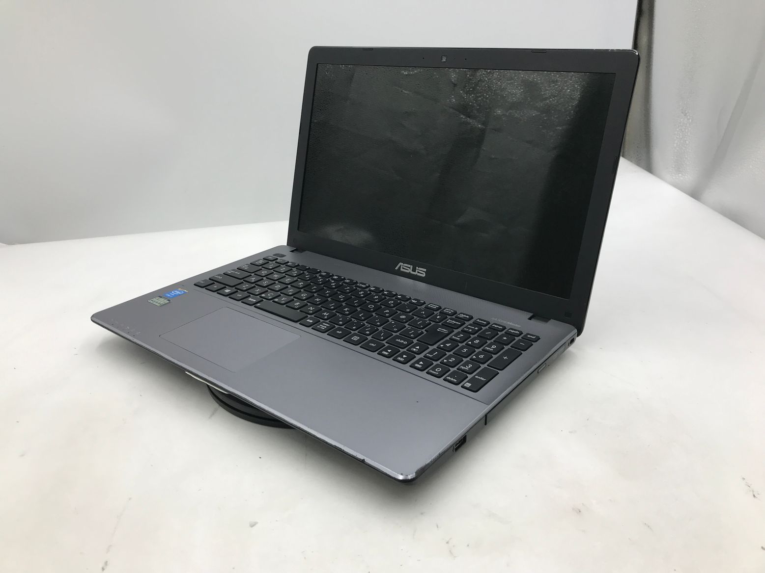 ASUS / ノートPC / X550LA / 第4世代Core i7 / グラフィックボード Intel Corporation Haswell-ULT Integrated Graphics Controller 64MB / 光学ドライブ DVDRAM GUA0N / メモリ 8GB【中古品】