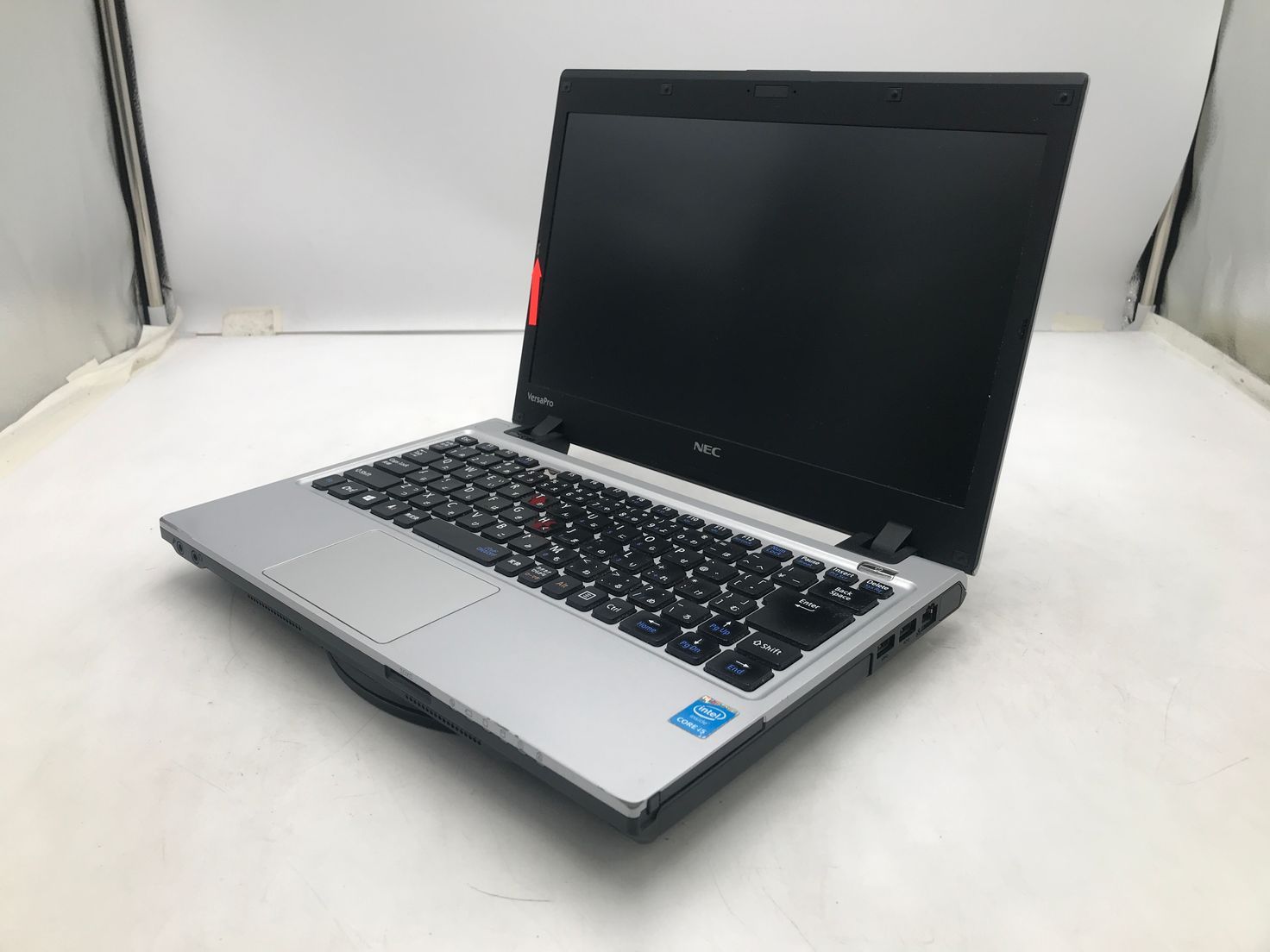 NEC / ノートPC / PC-VK27MCZNJ / SSD 512GB / 第4世代Core i5 / グラフィックボード Intel Corporation 4th Gen Core Processor Integrated Graphics Controller 32MB / メモリ 8GB【中古品】