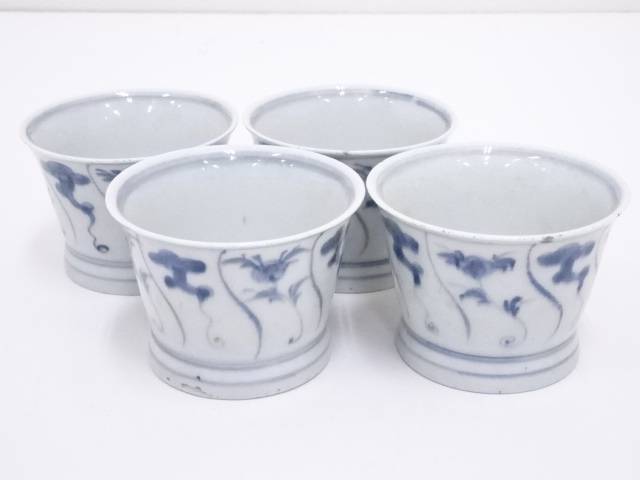 【中古】【陶芸 陶器】明治期 伊万里焼 染付蕎麦猪口4客【送料無料】 中古 お猪口 酒器 おしゃれ かわいい 日本酒 お酒 ディスプレイ インテリア 骨董 和食器 おちょこ