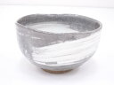 【中古】【茶道具】京焼 浅見与し三造 刷毛目茶碗【送料無料】茶道 抹茶 おしゃれ 抹茶茶碗 抹茶碗 和食器 レトロ 茶器 骨董 茶わん 茶会 茶の湯 7月 夏